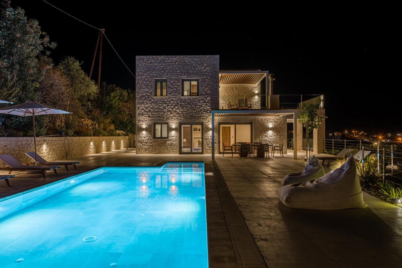 Manitennisvillas Stoúpa Exterior foto